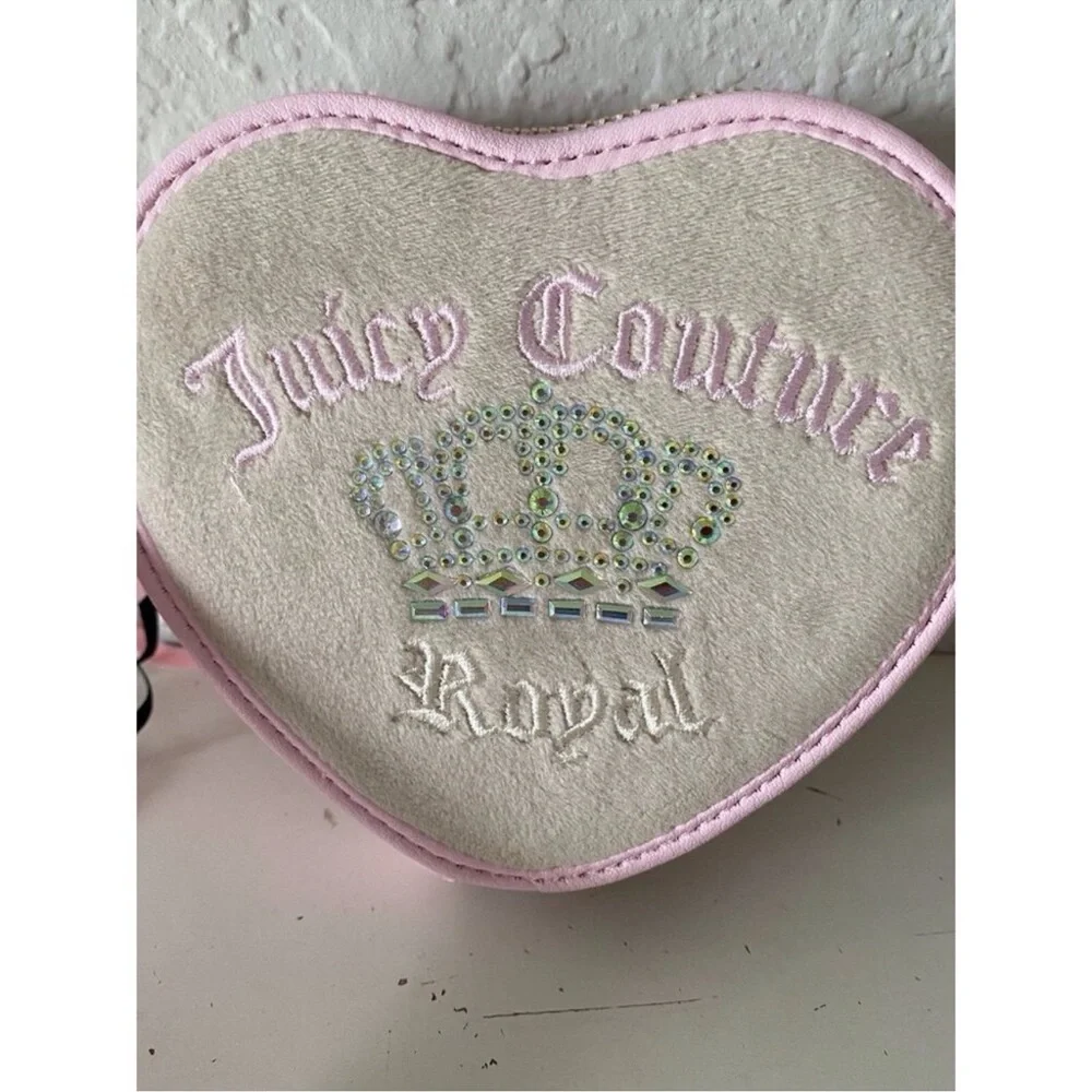 NWT Juicy Couture Kingdom Heart Zip Wristlet Pink Velour Rhinestone Crown Wallet